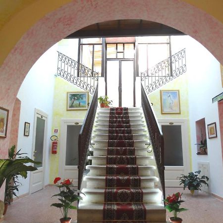 Hotel San Giuseppe Gerace Bagian luar foto
