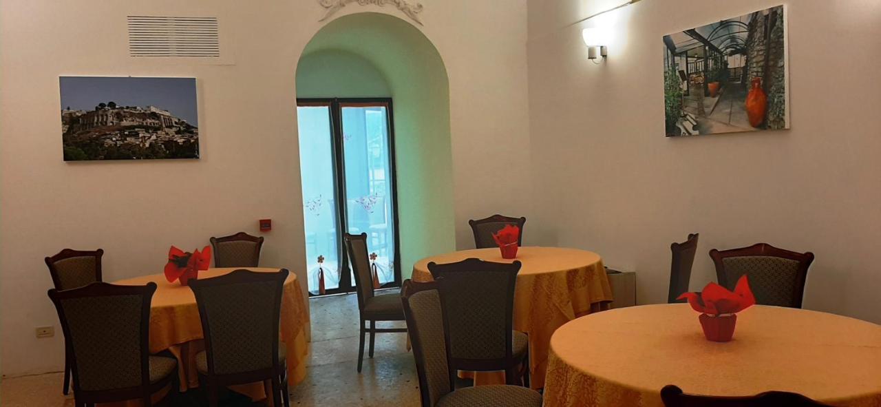 Hotel San Giuseppe Gerace Bagian luar foto