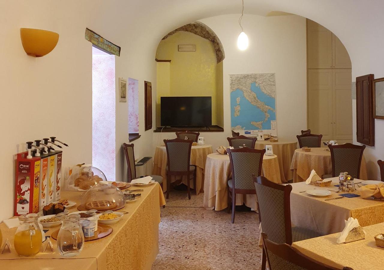 Hotel San Giuseppe Gerace Bagian luar foto
