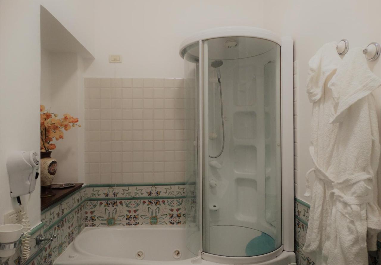 Hotel San Giuseppe Gerace Bagian luar foto